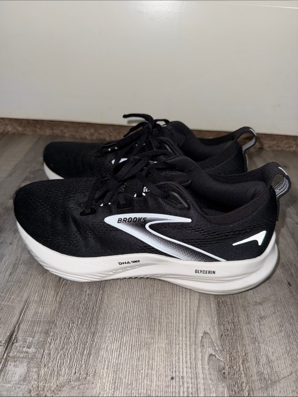 Brooks Glycerin Women's Running Shoes - Black Wide